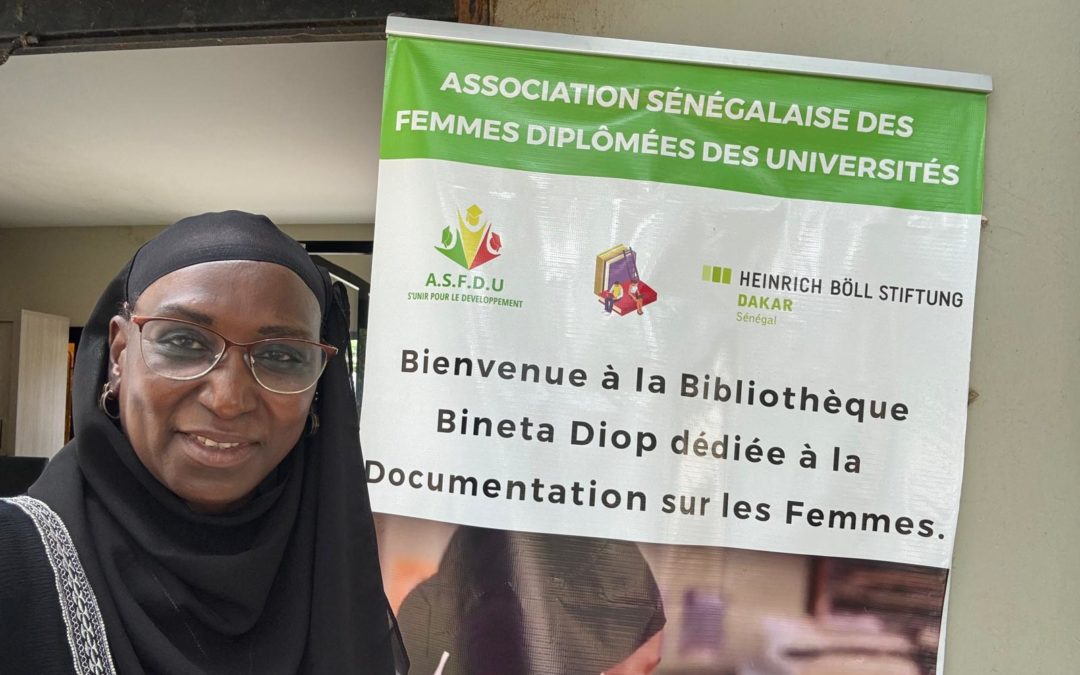 Visita de l’entitat ADIS a la Biblioteca de les Dones en Dakar, en col·laboració amb ASFDU